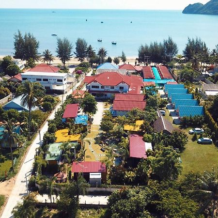Beach Box At Pran Sam Roi Yot Exterior photo